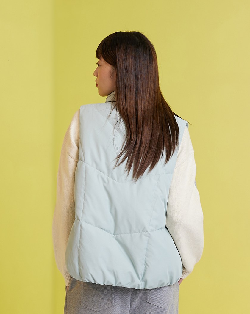 ➤刺繡配色壓紋立領羽絨背心(三色)