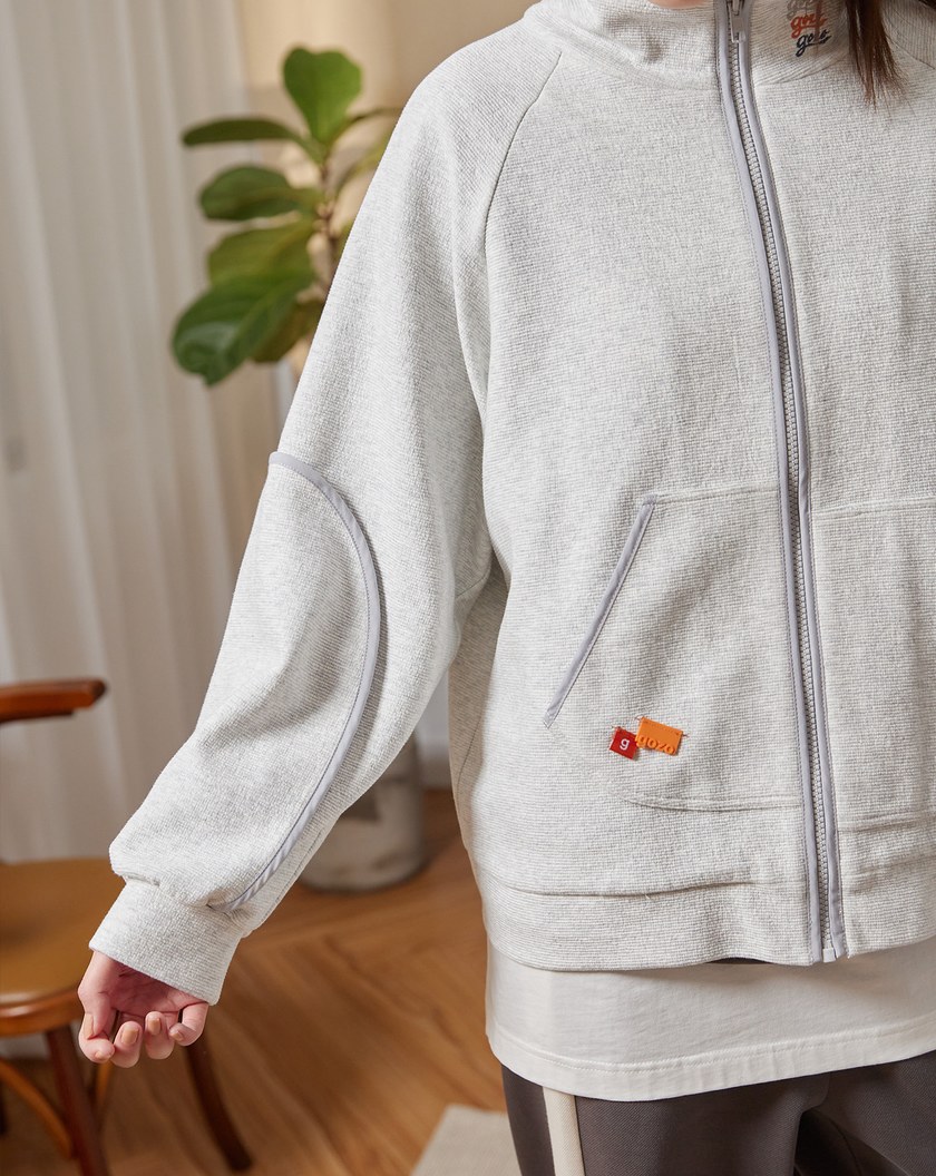 gozo三次方配色邊立領運動外套(兩色)