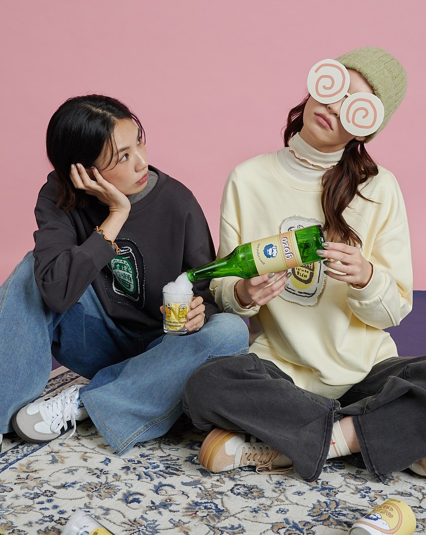 台台啤酒毛衣織片大學T(兩色)