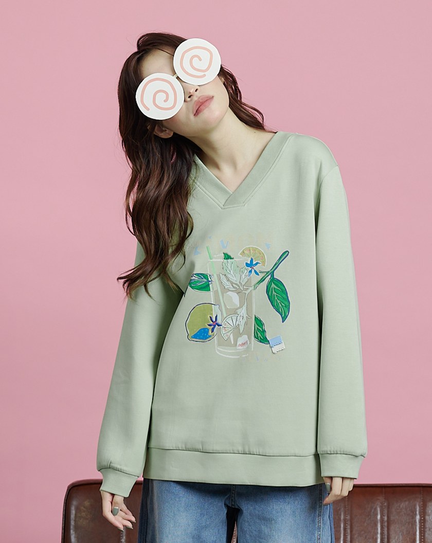 檸檬酒顯瘦V領印花大學T(兩色)