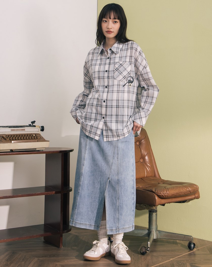 下擺不對稱開衩涼感彈性A字牛仔裙(兩色)