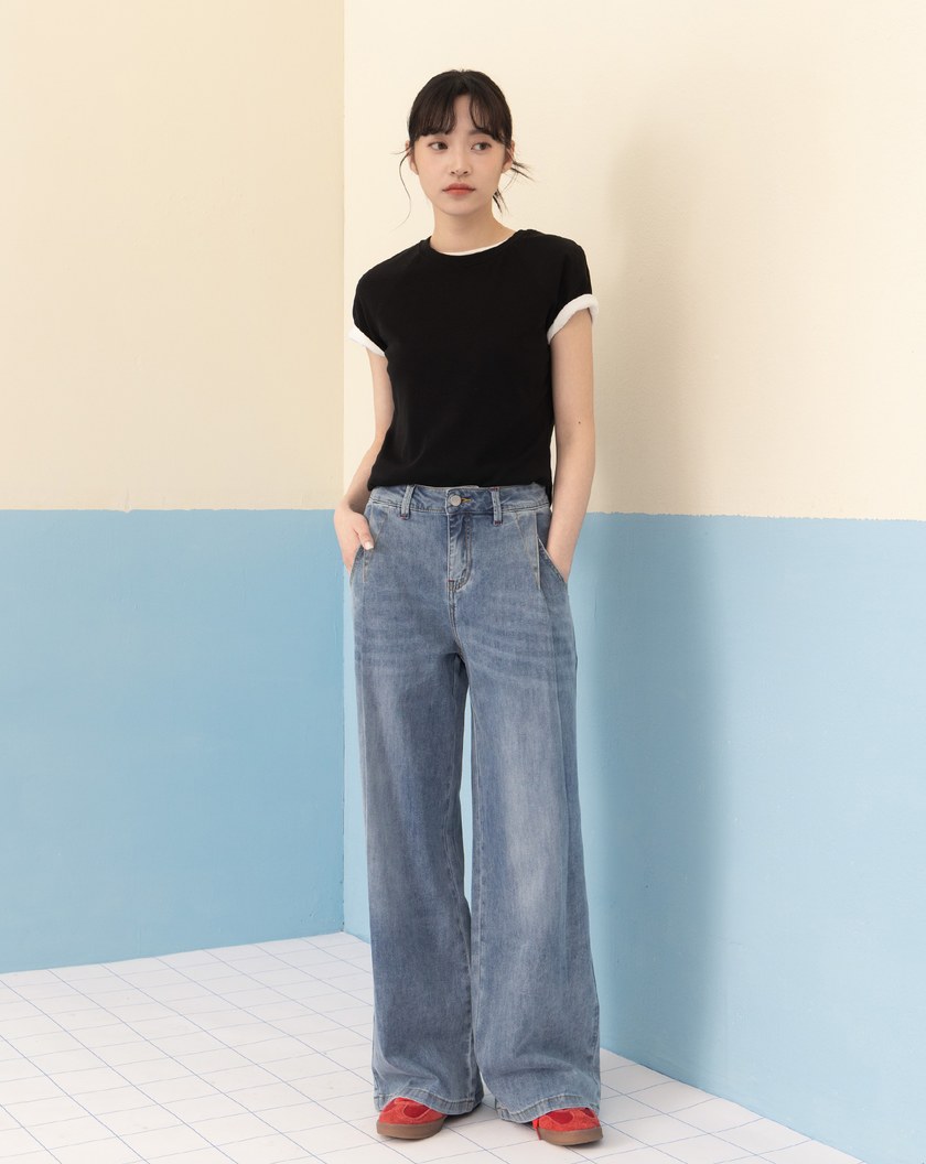 ◢3.0 零著感Q彈打褶牛仔寬褲(淺藍)