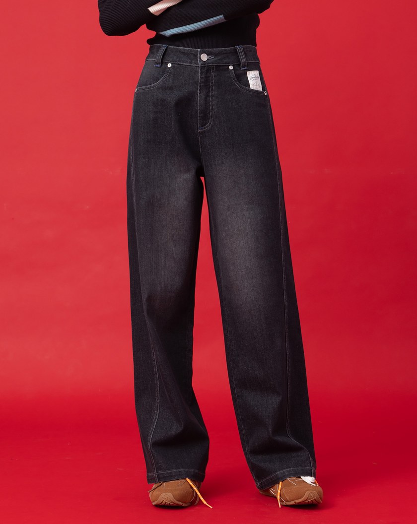 迪士尼系列 萬事通繡花直筒顯瘦牛仔褲(兩色)