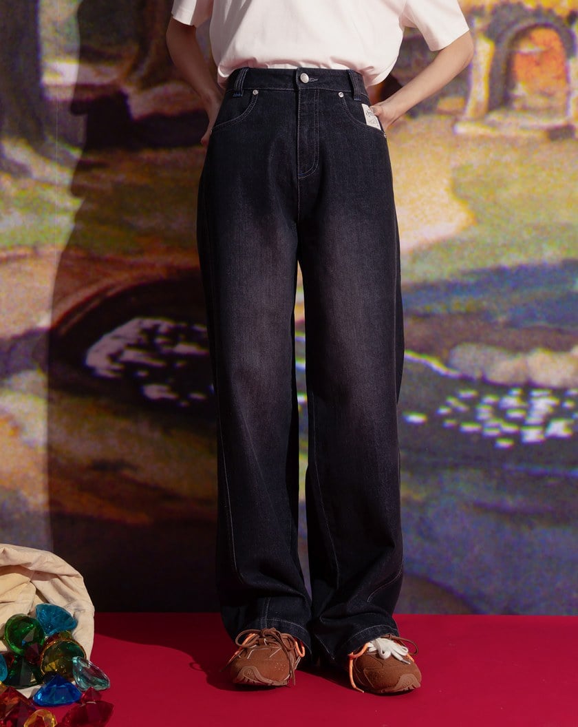 迪士尼系列 萬事通繡花直筒顯瘦牛仔褲(兩色)