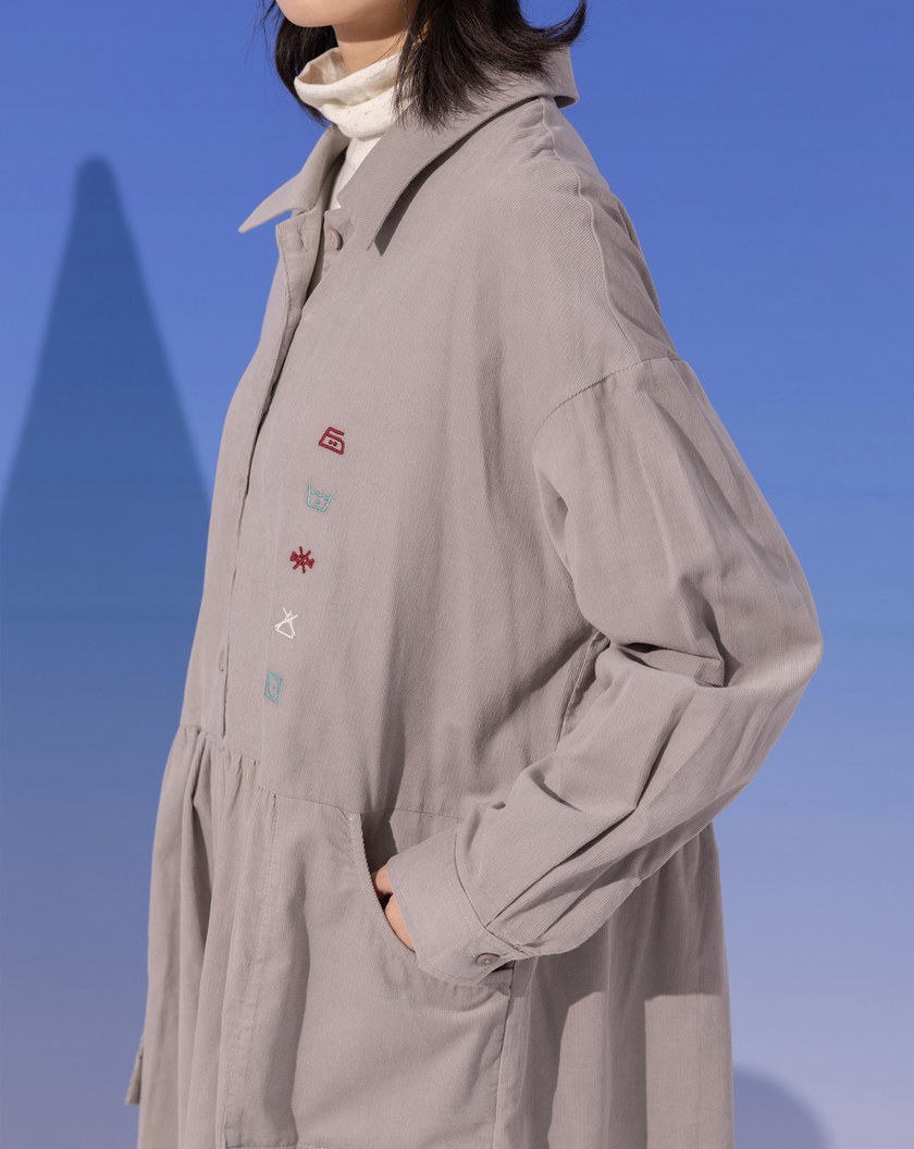 ➤洗滌小標半開襟條絨長袖洋裝(兩色)