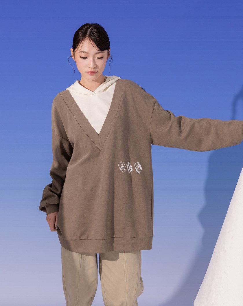 異材質假兩件V領長版連帽上衣(兩色)