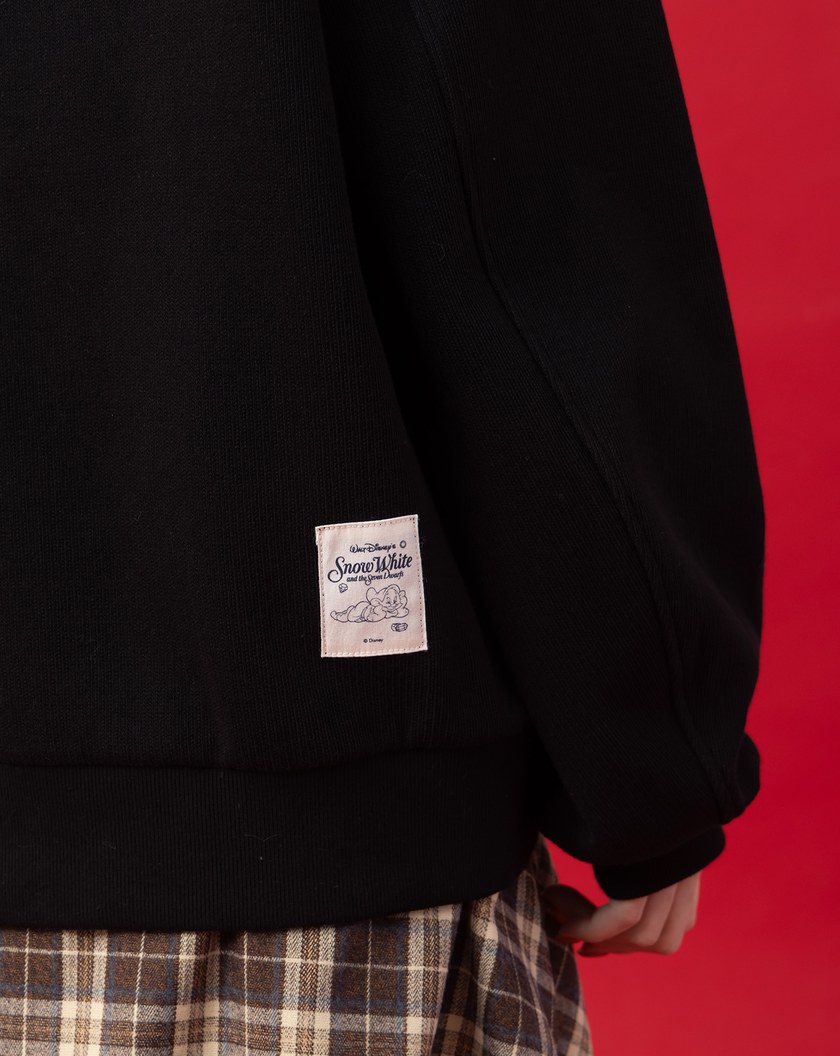 迪士尼系列 巫婆毒蘋果計畫彎刀袖大學T(兩色)