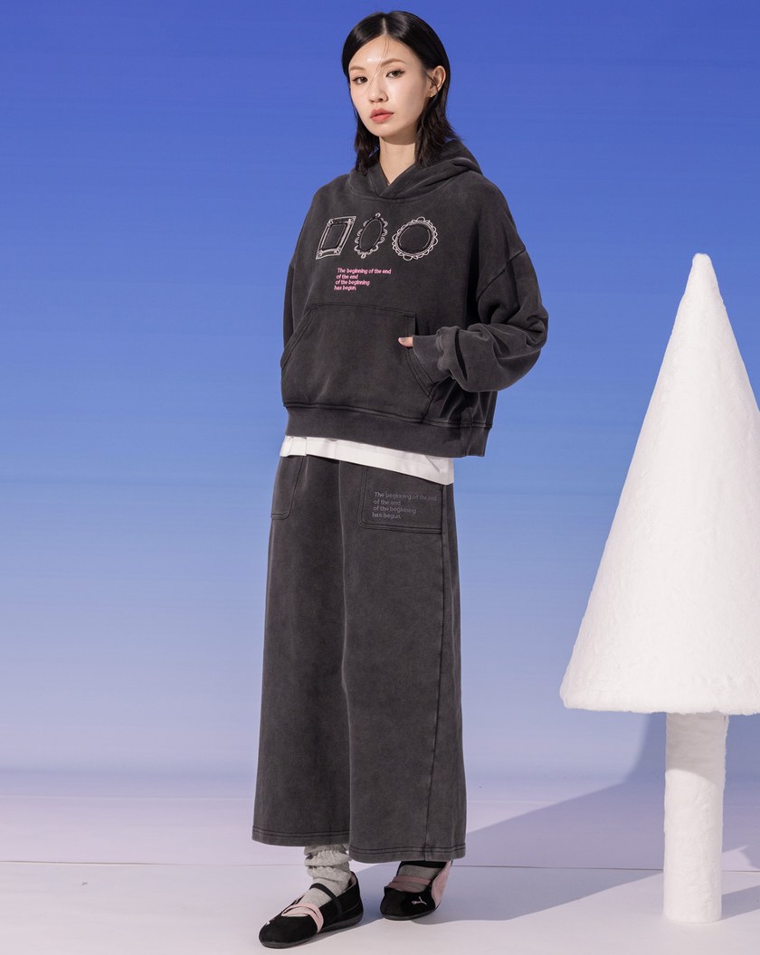 鏡面繡花洗舊感純棉口袋帽T