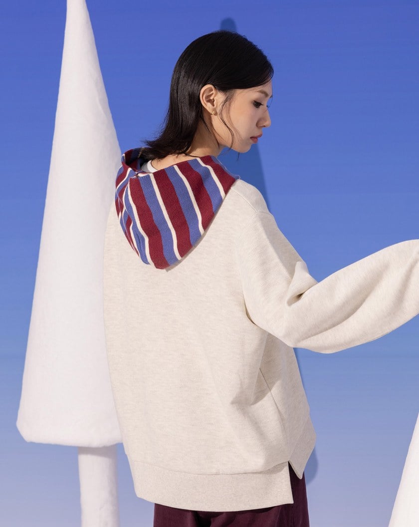 滑雪板繡花拼接條紋針織帽T(兩色)