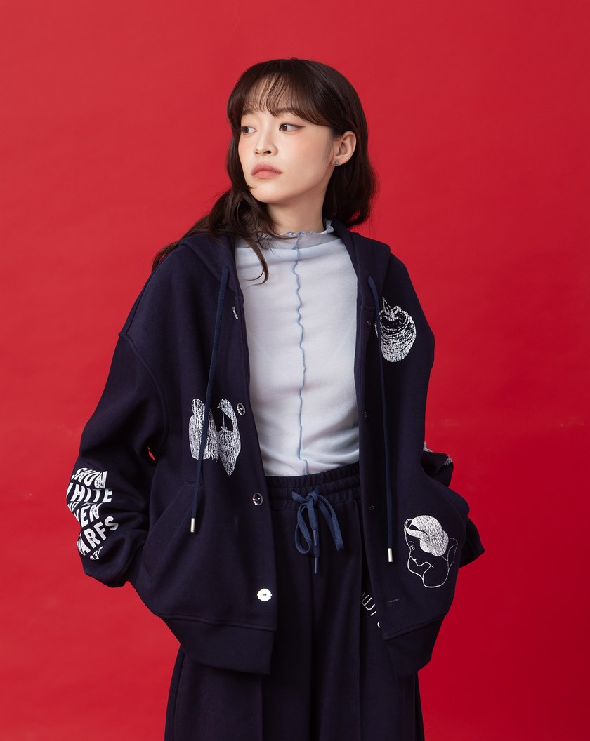 迪士尼系列 魔鏡啊~魔鏡魔法釦刷毛連帽外套(兩色)