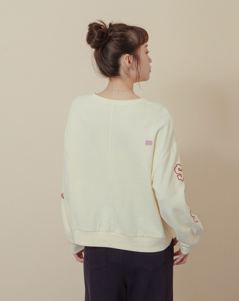 ➤G字立體繡花短版大學T(三色)