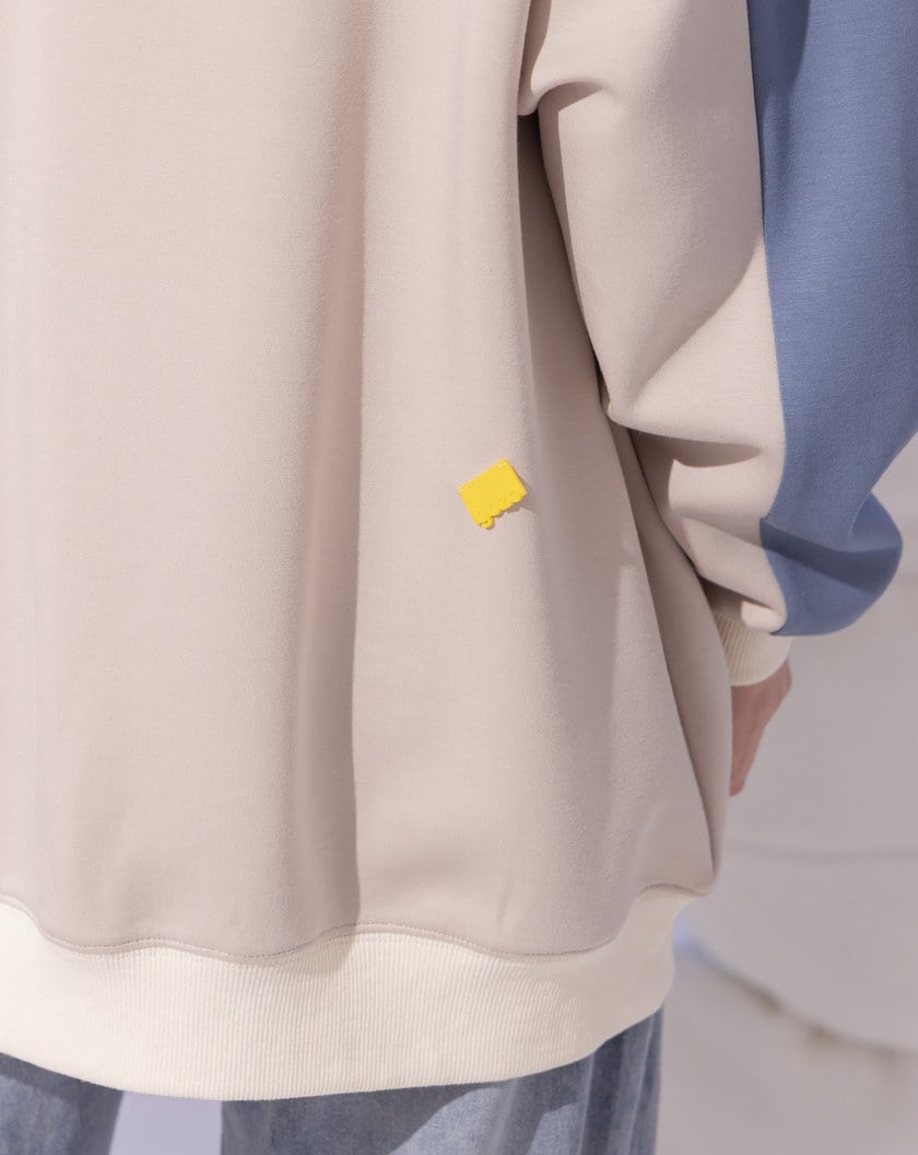 ➤運動風條紋織帶拼接大學T(兩色)