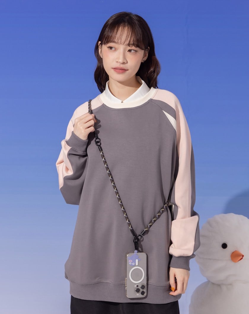 ➤運動風條紋織帶拼接大學T(兩色)