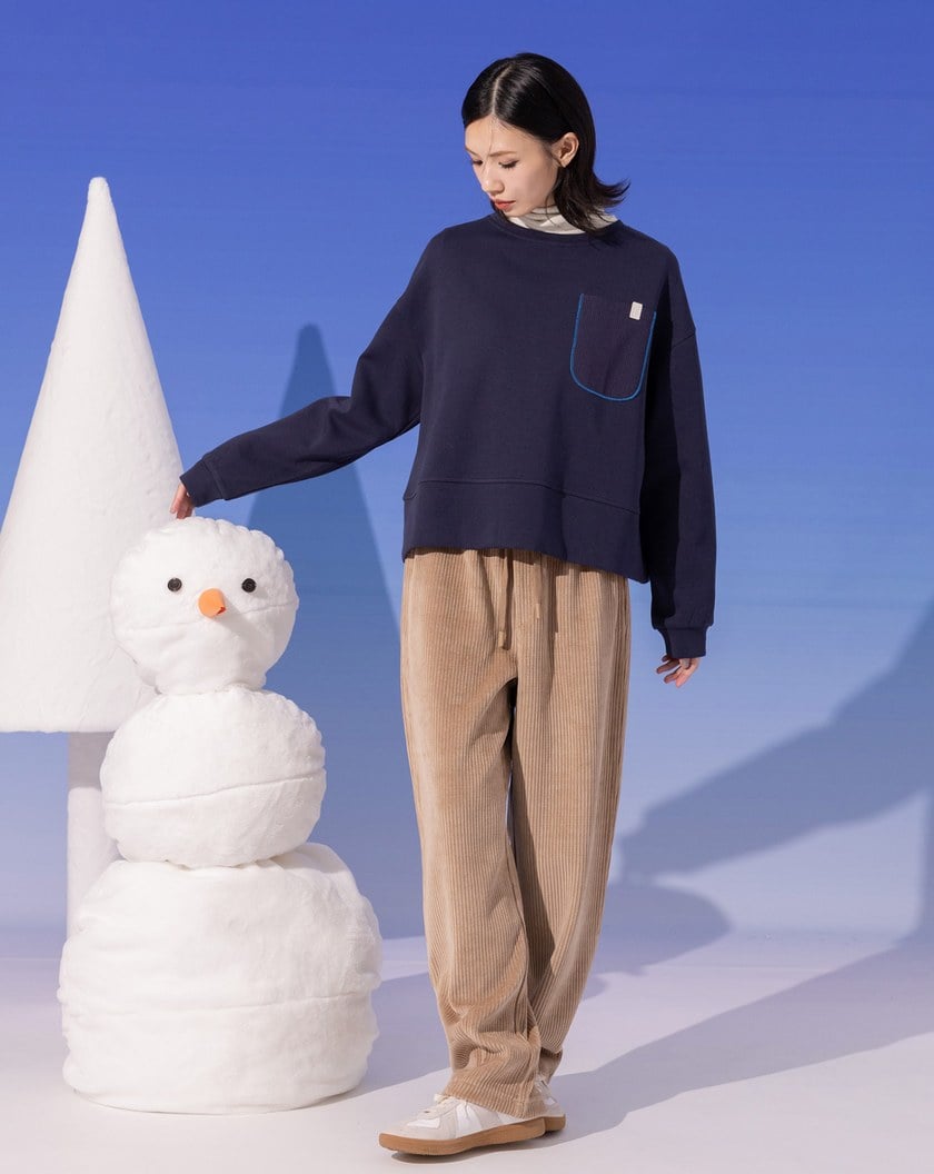 ➤裝飾口袋落肩大學T(兩色)