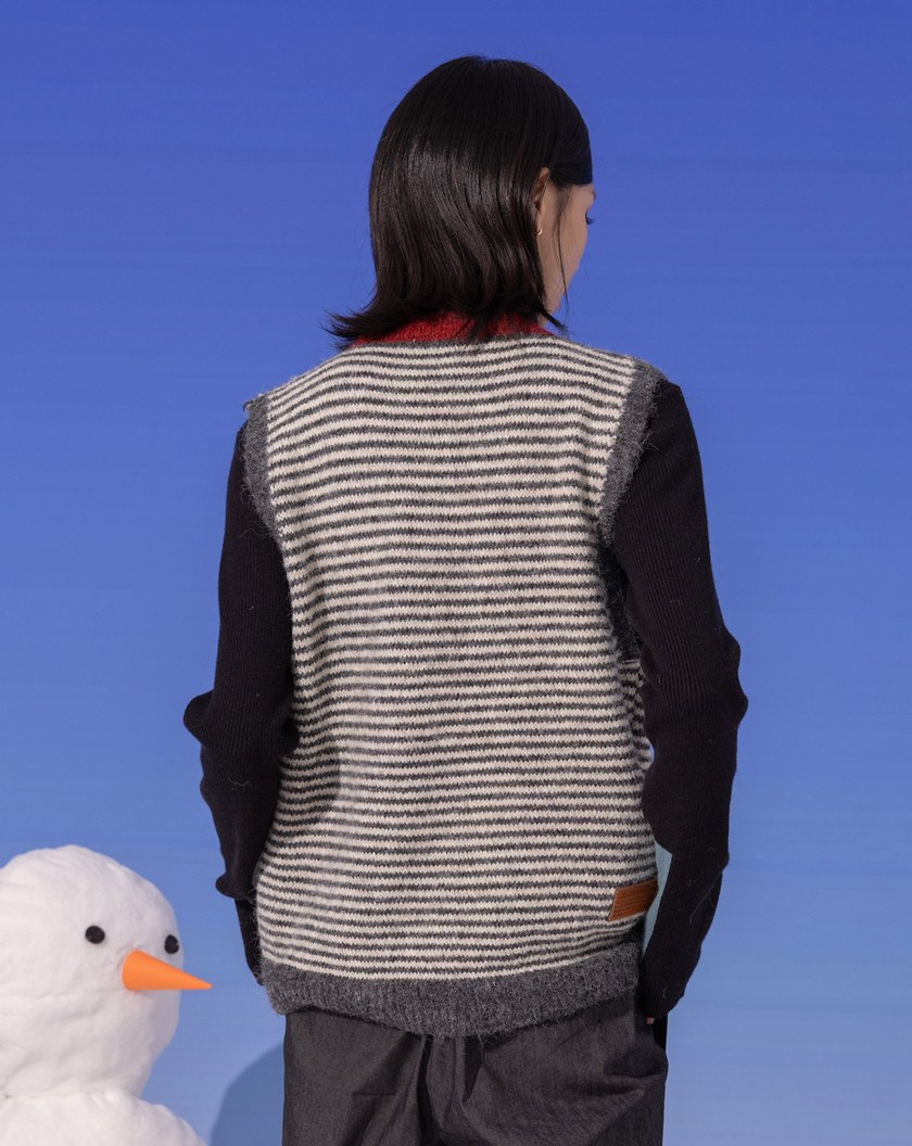 ➤撞色條紋寬袖口毛衣背心(兩色)