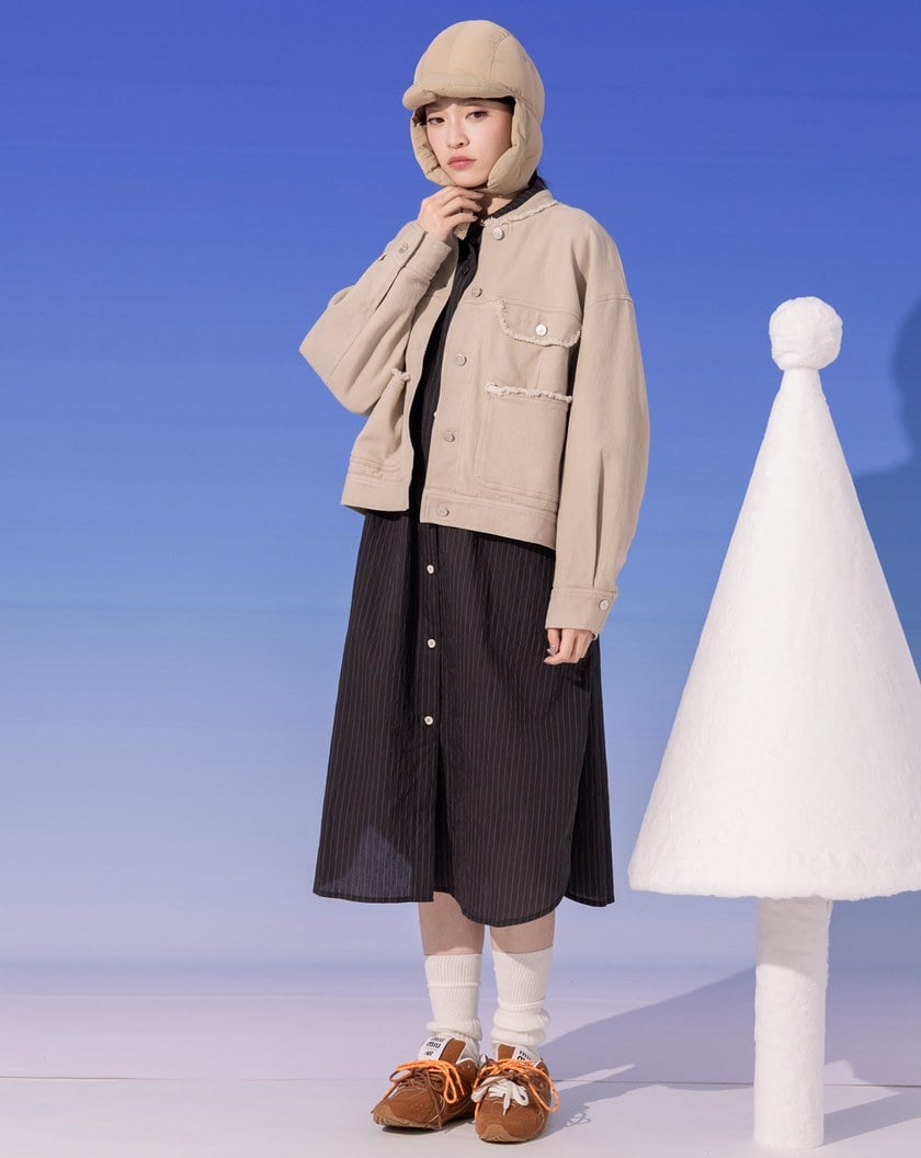 保暖絨毛內裡立領抽鬚造型外套(兩色)