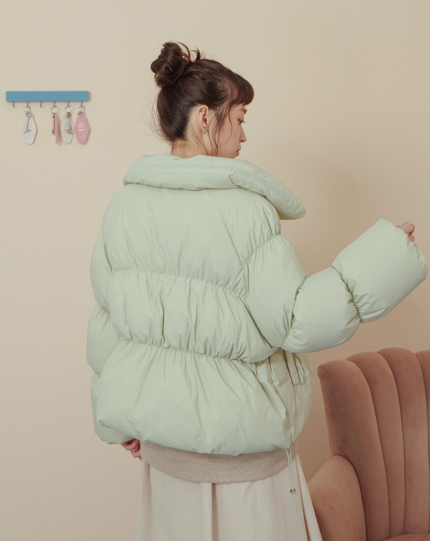 ➤花苞造型下擺抽皺羽絨外套