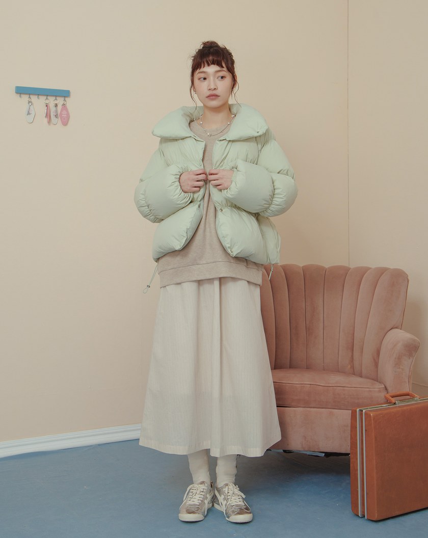 ➤花苞造型下擺抽皺羽絨外套