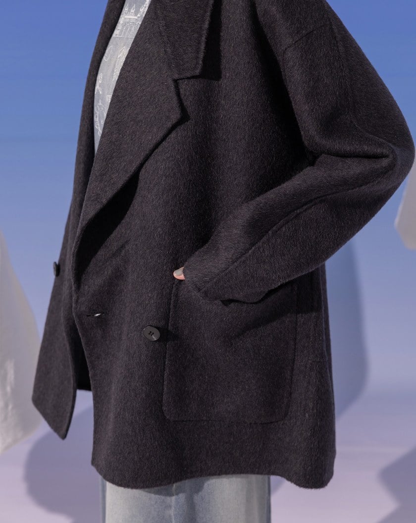 ➤大口袋輕量羊毛西裝大衣