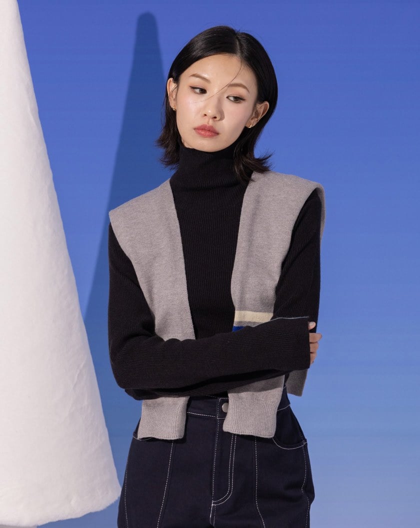 92繡花運動風針織披肩(兩色)