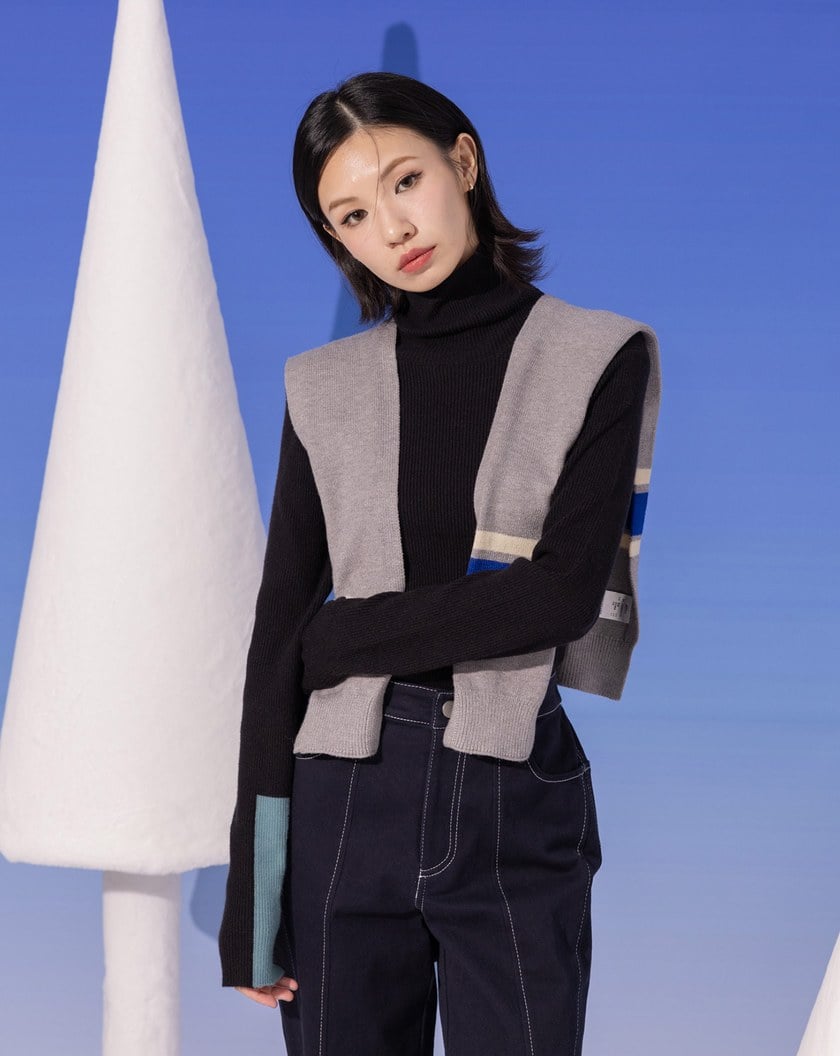 92繡花運動風針織披肩(兩色)