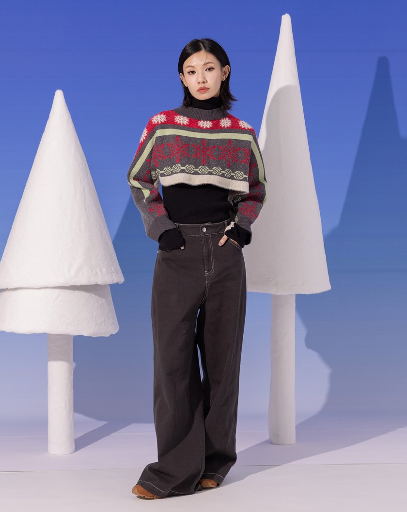 雪花圖騰毛絨上衣式圍脖(兩色)