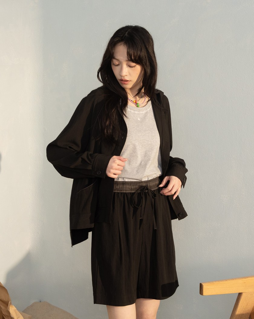 ➤輕盈涼感全腰鬆緊配色五分褲(兩色)