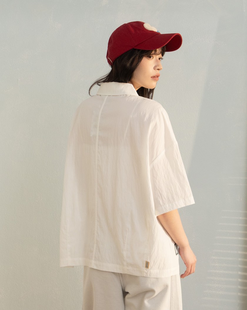 涼感不對稱領口造型短袖襯衫(兩色)