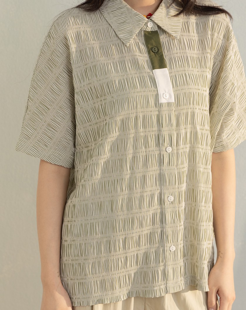 皺皺撞色門襟透氣連袖襯衫(兩色)