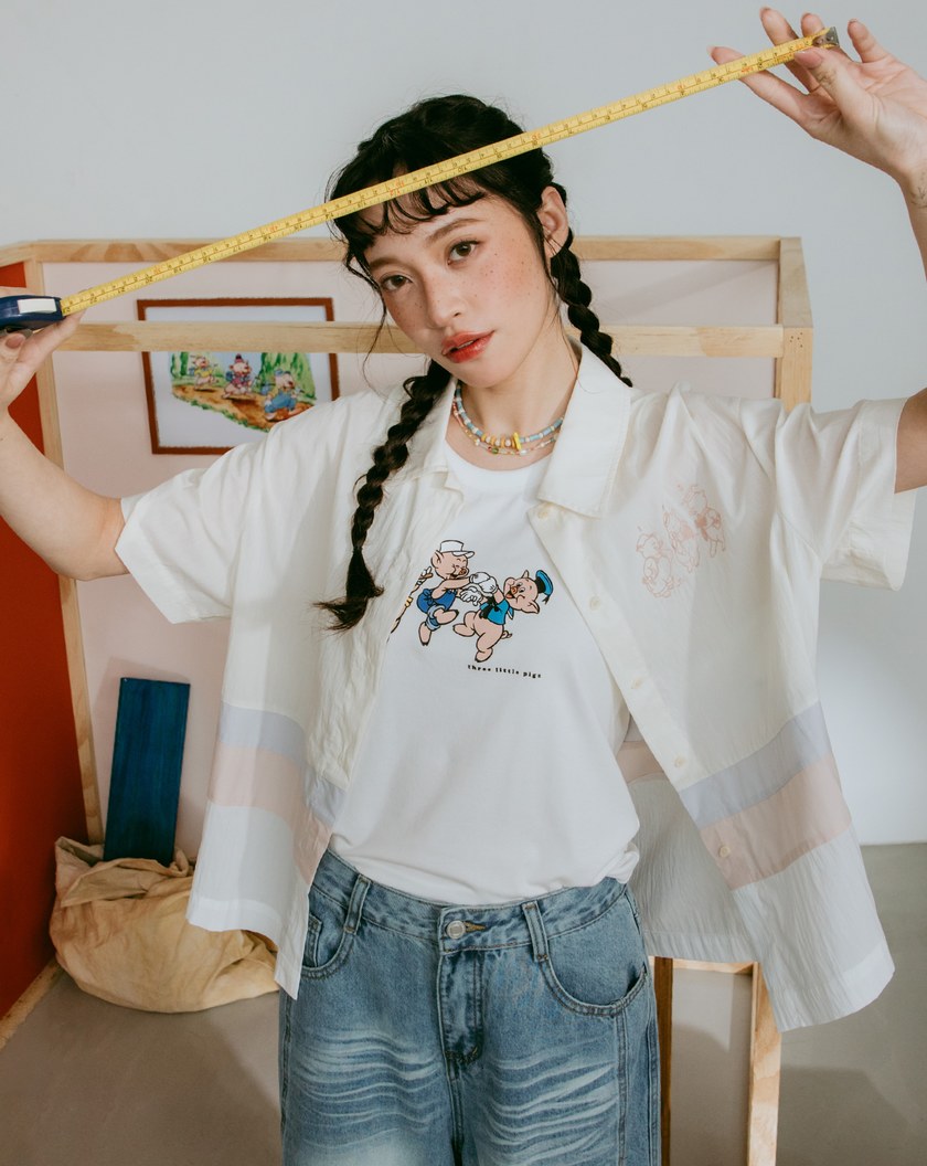 迪士尼系列 三隻小豬繡花拼色抗皺短袖襯衫(兩色)