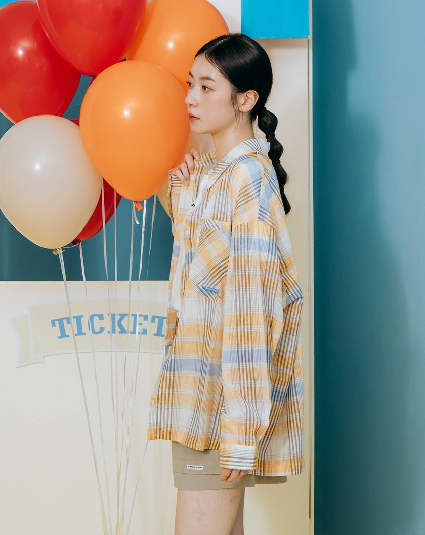 ➤撞色格紋寬鬆遮陽襯衫(兩色)