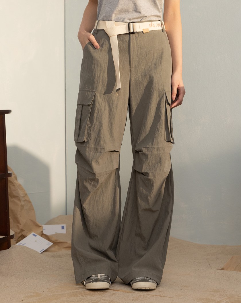 涼感立體抓褶工裝寬褲(兩色)