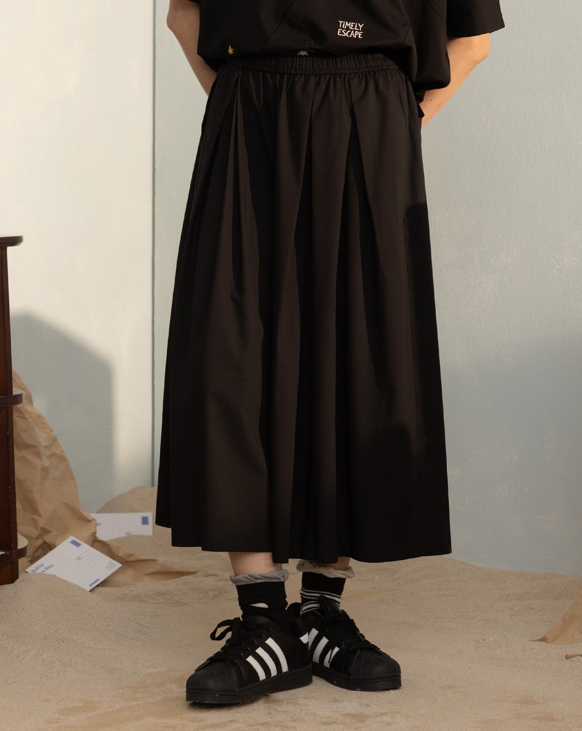 抗皺打褶鬆緊8分褲裙(兩色)