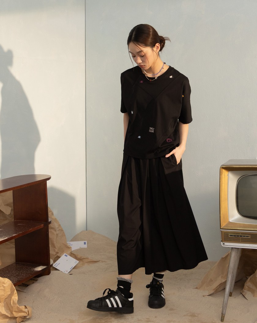 抗皺打褶鬆緊8分褲裙(兩色)