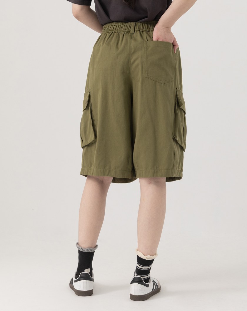 ➤大口袋造型鬆緊工裝五分褲(兩色)