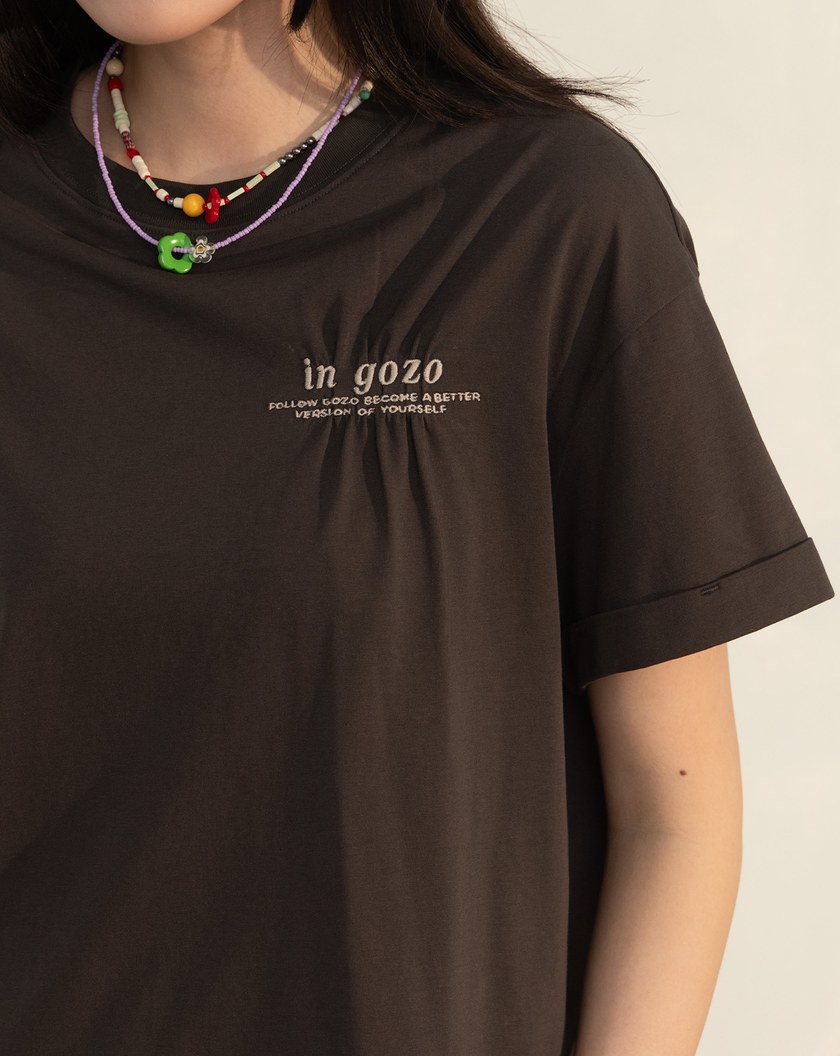 抽皺繡花瞬涼涼感短版T恤(兩色)