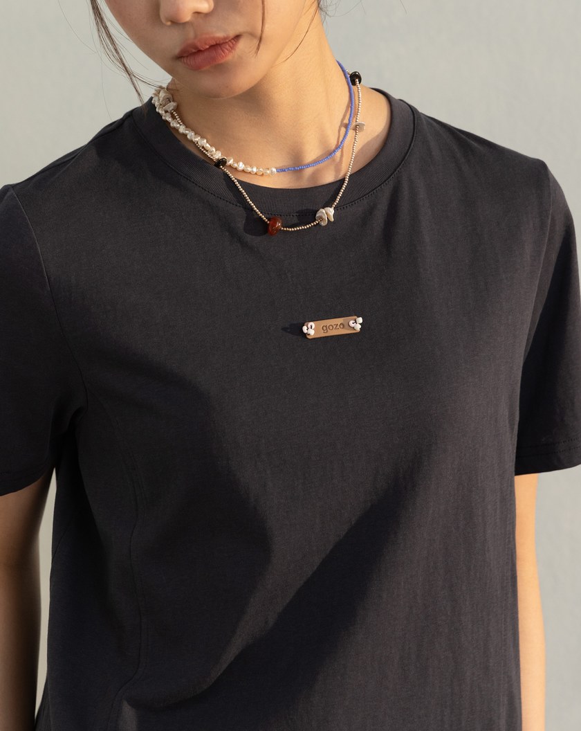 gozo皮標側邊顯瘦剪接T恤(兩色)