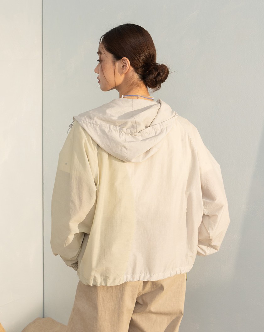 輕盈透氣配色遮陽連帽外套(兩色)