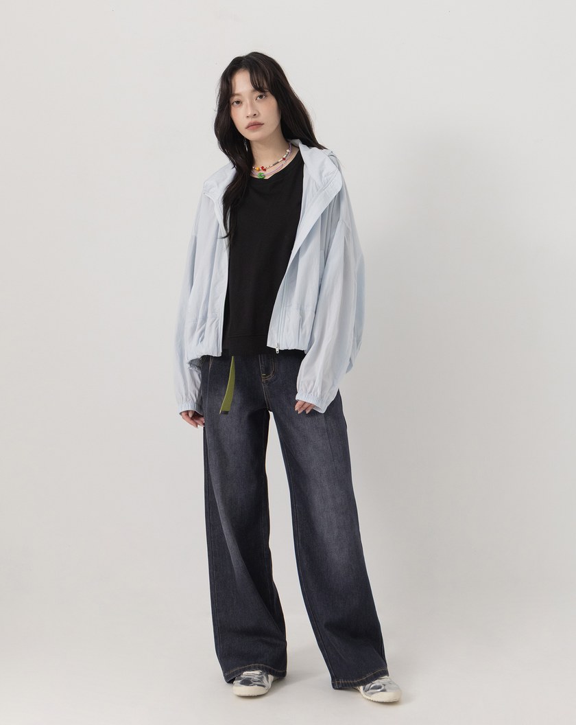 ➤輕盈下擺花苞抓褶遮陽連帽外套(兩色)