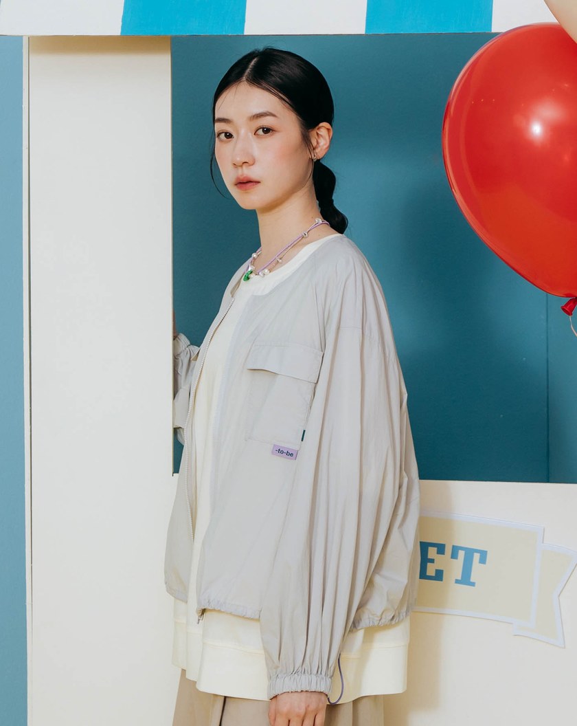 ➤抗UV輕盈抽皺澎澎袖圓領外套(兩色)