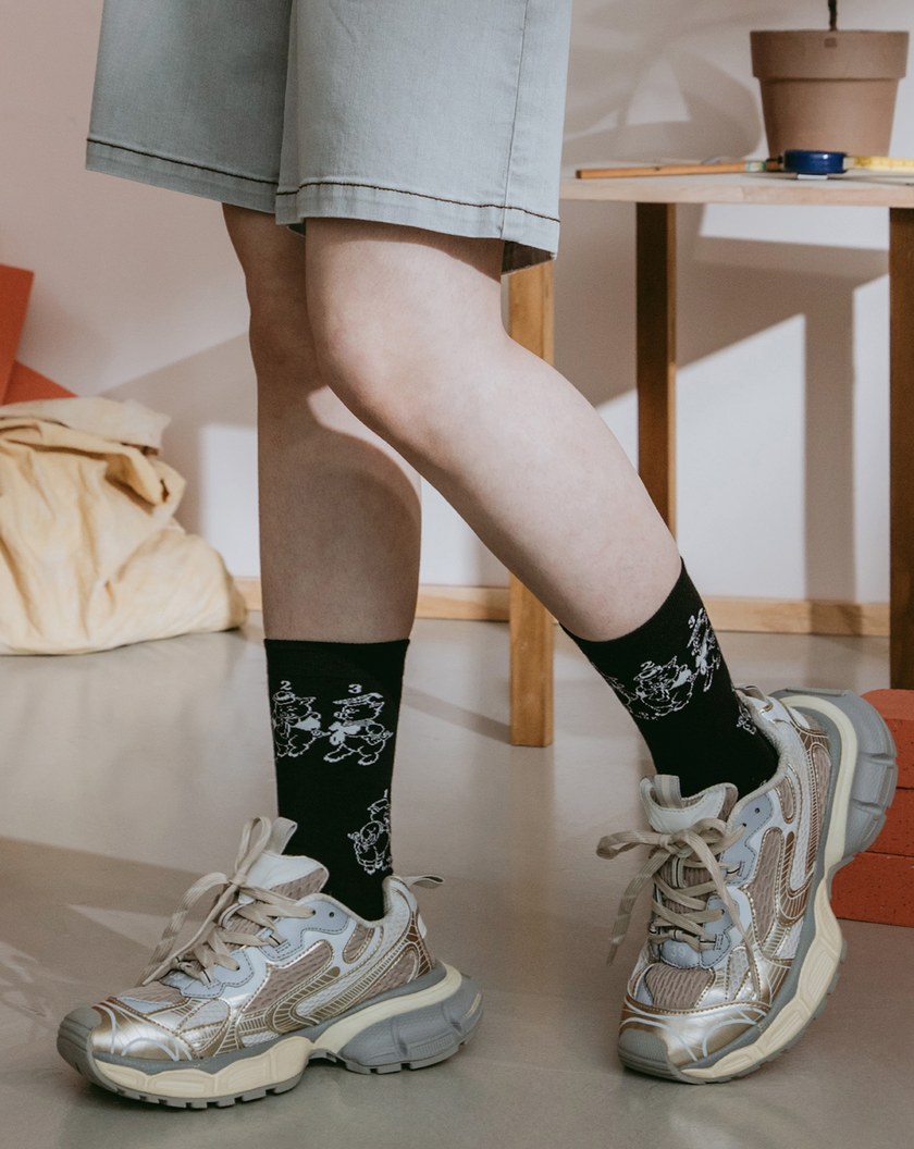 迪士尼系列 123三隻小豬排排站跳色長襪(兩色)