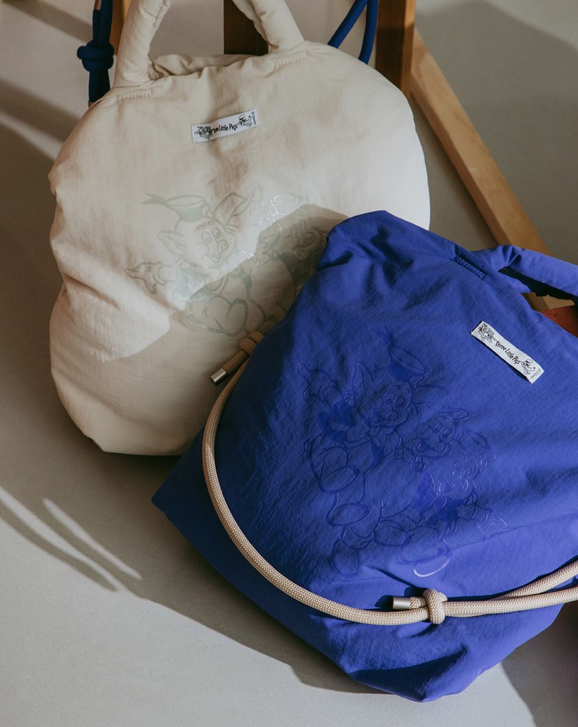 迪士尼系列 三隻小豬膠印澎澎手提袋(兩色)