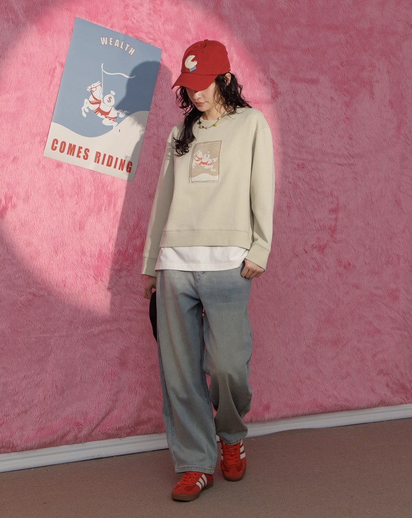 ➤【新年限定】馬上有錢布章刺繡大學T(兩色)