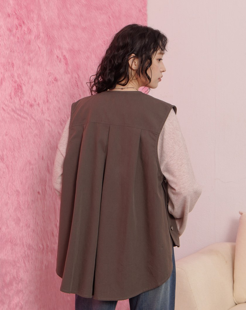 天絲斜邊釦造型工裝背心(兩色)