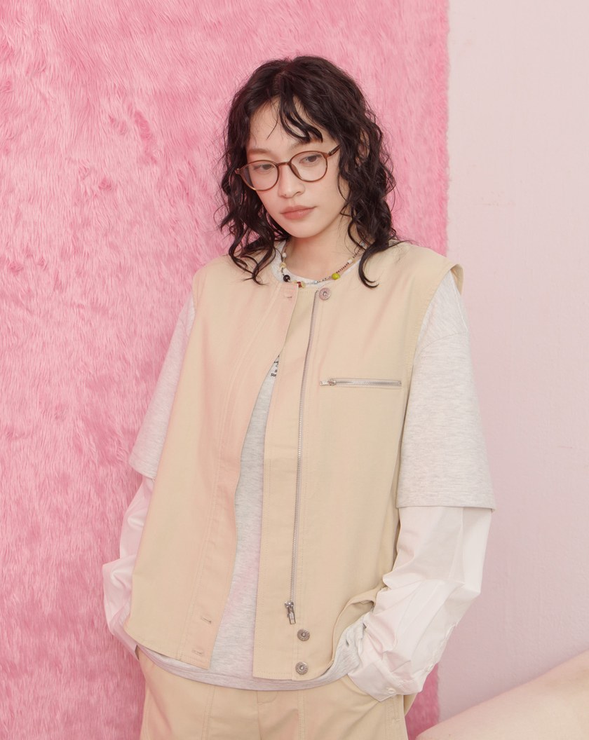 天絲斜邊釦造型工裝背心(兩色)