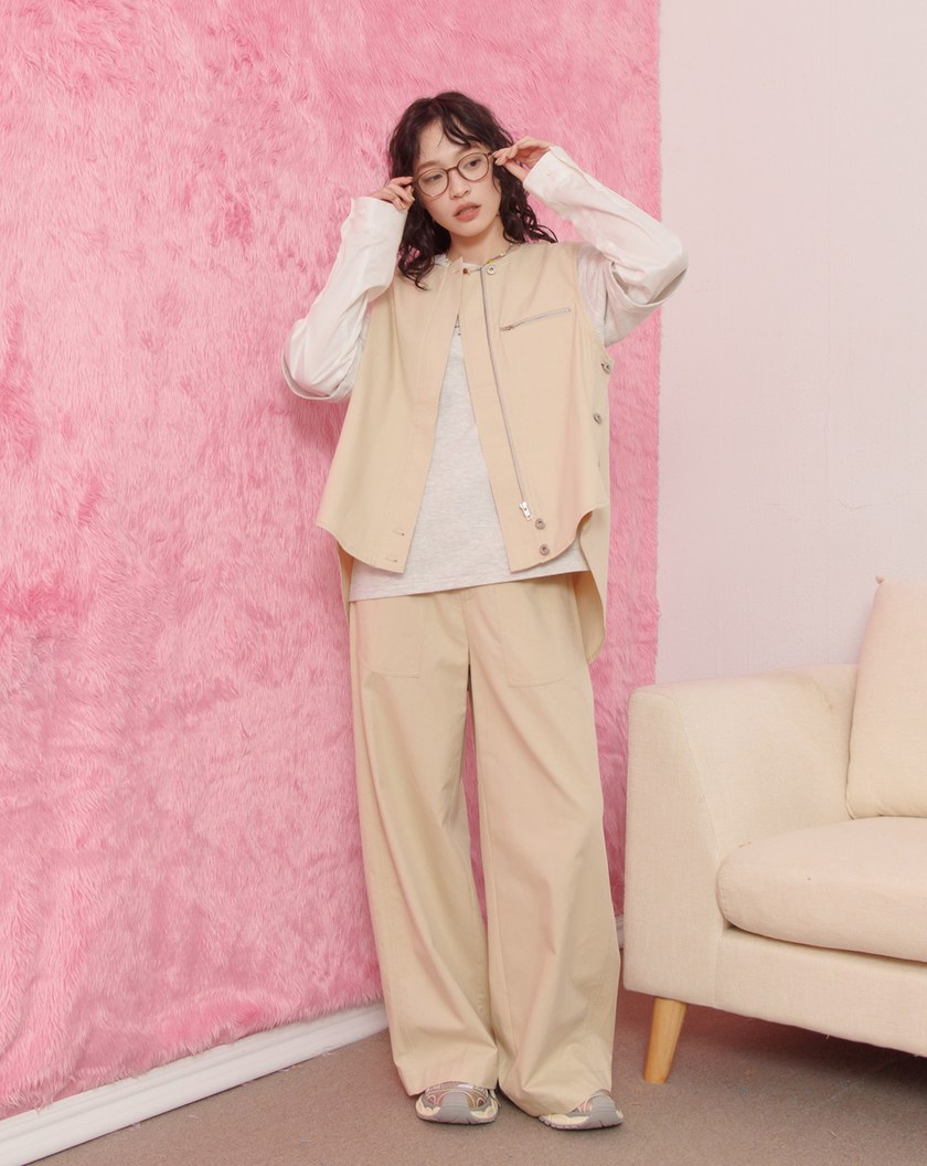 天絲斜邊釦造型工裝背心(兩色)