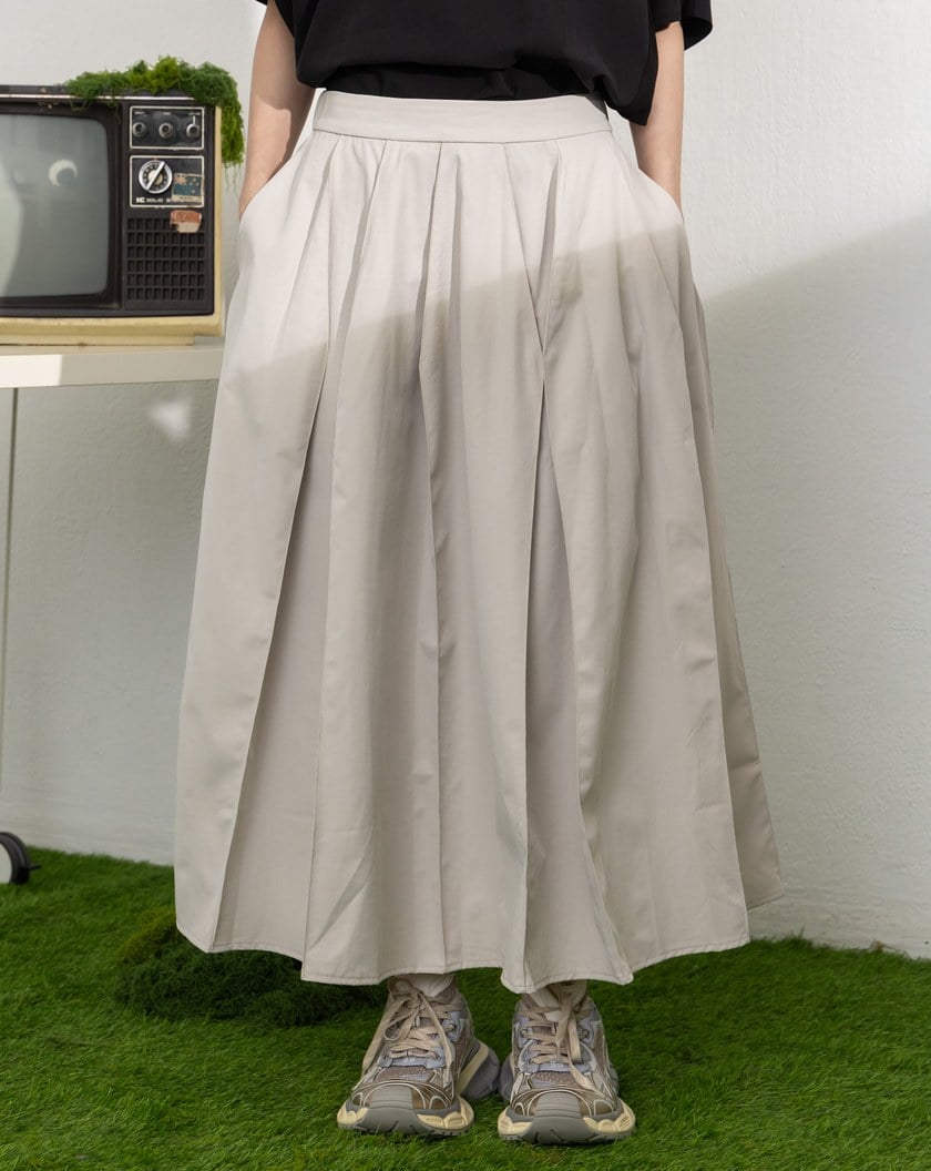 抗皺立體剪裁造型長裙(兩色)