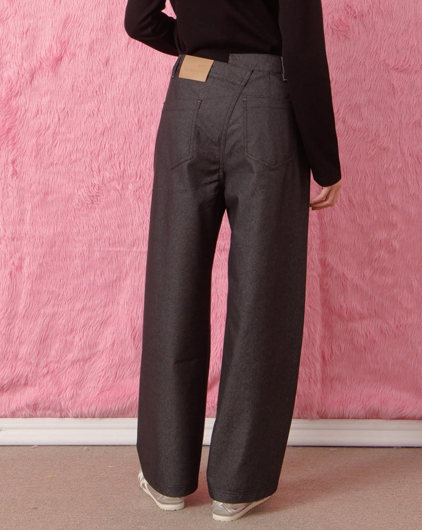 後腰打褶造型直筒褲(兩色)