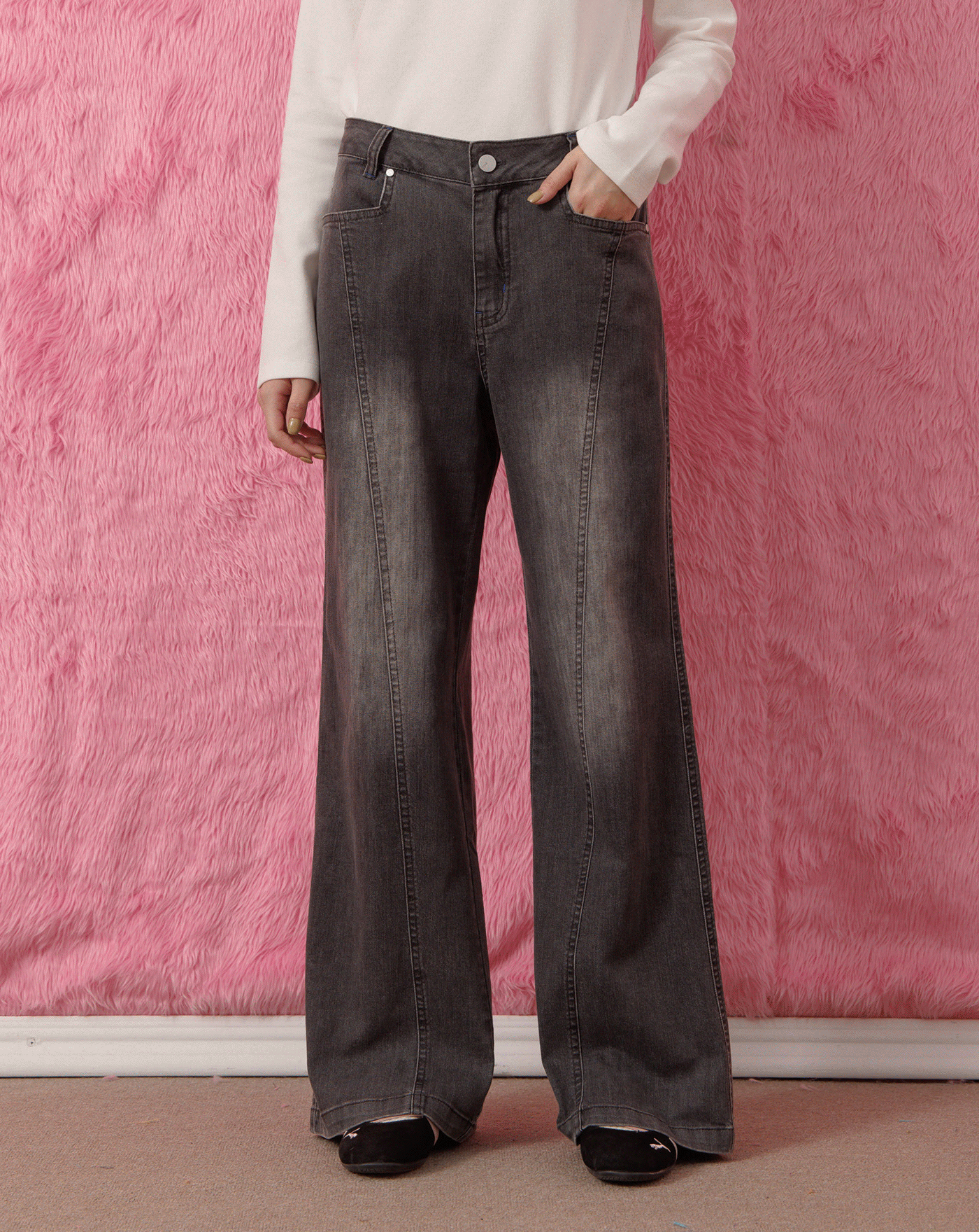 A｜極修身長腿微喇叭刷色牛仔褲(兩色)