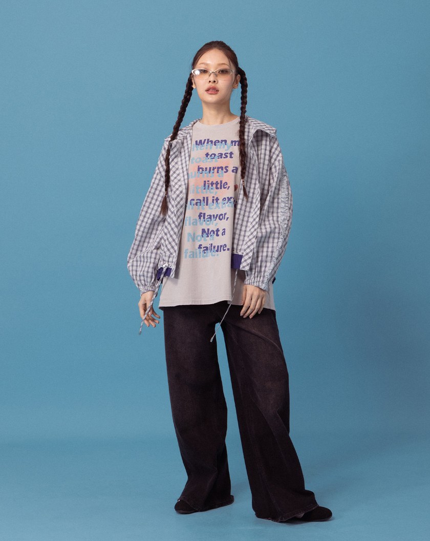 A｜個性鉚釘直筒牛仔褲